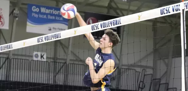 Cascio makes All-Tournament team as UCSC close Day Two of Slug Slam Image