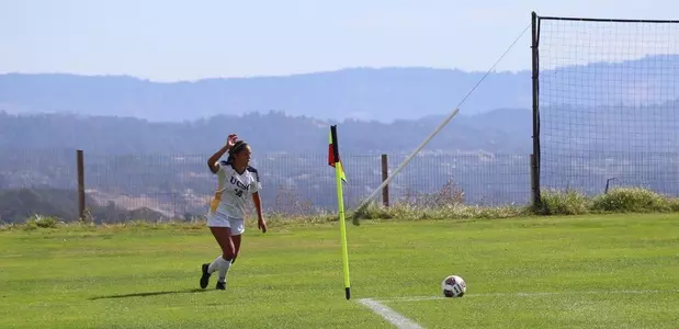 Stanislaus State outlasts UC Santa Cruz 3-1 in women's soccer Image