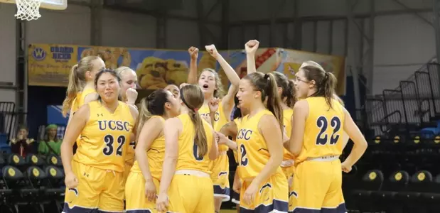 Furious rally by women's basketball not enough in ACAA Title Game loss to Finlandia Image