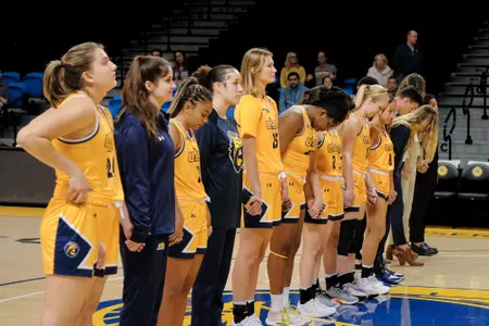 Basketball closes Thanksgiving Classic with loss Image