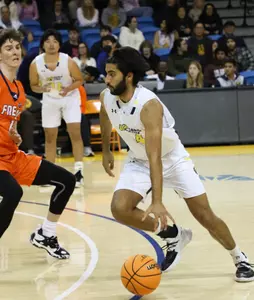 Sohan drives to hoop