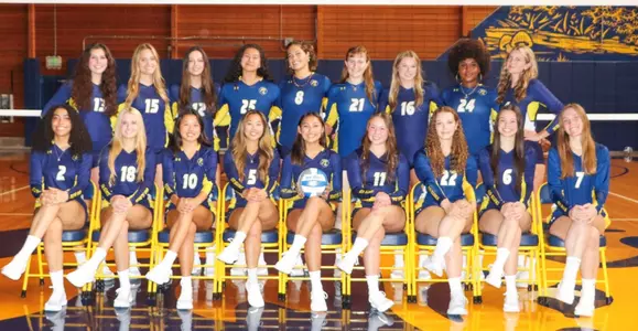 2023 UC Santa Cruz Women's Volleyball team