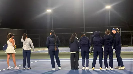 UCSC tennis finishes watching the dual