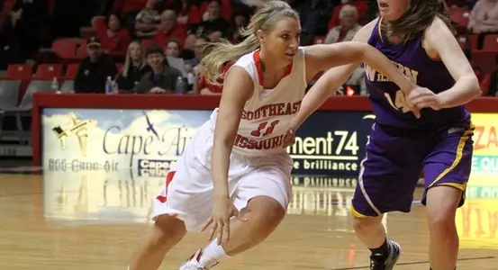 Allyson Bradshaw vs. Western Illinois