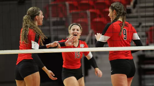 Allie Henkelman_Haley Bilbruck_Krista Berns 2017 Redhawks Invitational