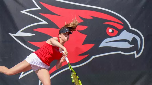 Alessandra Maya Thompson 2018 vs APSU_BANNER