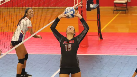 Claire_Ochs_2019_Redhawks_Invitational.jpg