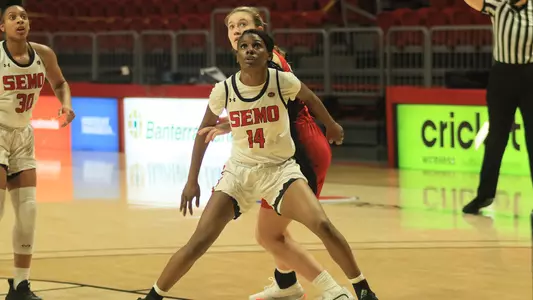 Nyrobi_Pillers_SEMOWBB_2020_21_APSU_2021