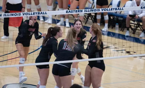 The Eastern Illinois Volleyball team hosted SEMO on Friday, October 8, 2021, at Lantz Arena. (Dominic Baima/Eastern Illinois University)