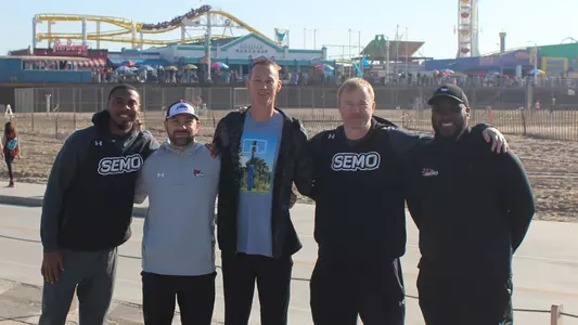 Coaches Santa Monica Pier