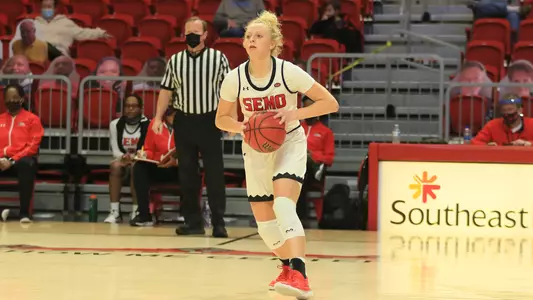 Sophie_Bussard_2020_21_SEMOWBB_Morehead_State_2021.jpg