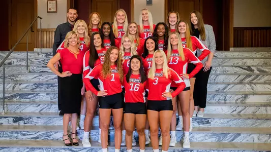 BANNER_2022_SEMOVB_TEAM_Coaches_20220804_AZ5I8548.jpg