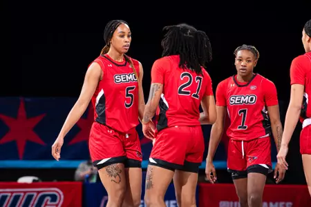 Women's Basketball Wraps Up Road Stretch Sunday at Northwestern Image