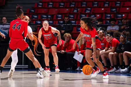 Redhawks Lose 87-74 on the Road Friday Night Image