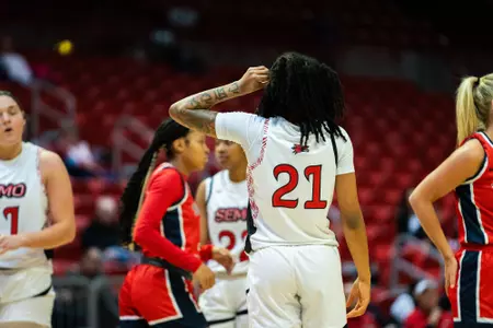 Women's Basketball Continues OVC Play Against Morehead State Sunday Image