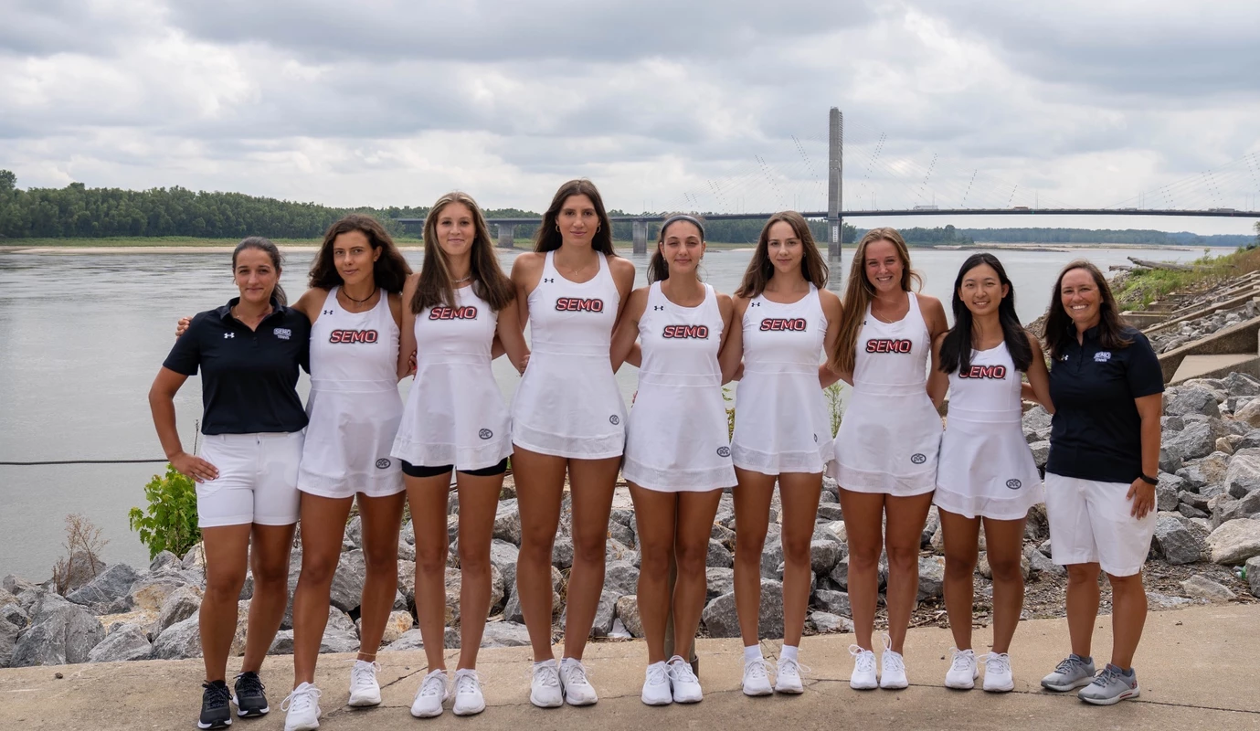 TennisTeamPhoto2023