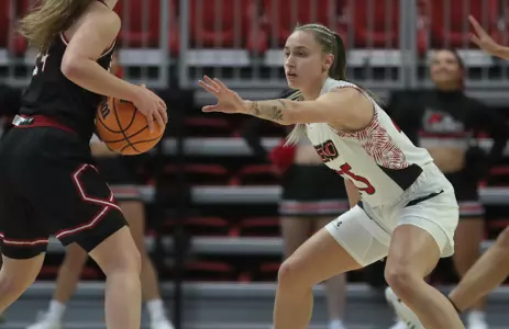 Women's Basketball Downs SIUE 86-72 Saturday Afternoon Image