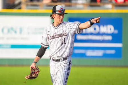 Baseball Throttles St. Thomas 10-3 in Series Finale Sunday Image