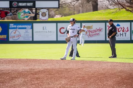 Baseball Loses, 4-2, Saturday at Little Rock Image