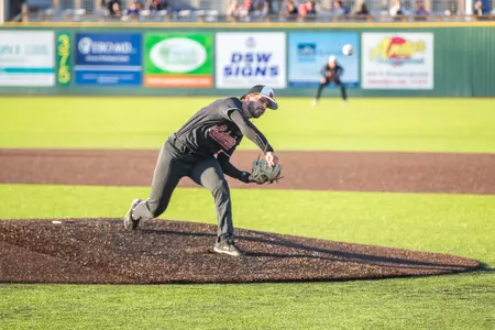Strange_Pitching