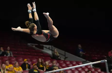 Apr 4, 2025; Tuscaloosa, AL, USA; Southeast Missour gymnast Taylor Ingle competes on the bars at Coleman Coliseum during the NCAA Gymanstics Tuscaloosa Regional. Mandatory Credit: Gary Cosby Jr.-Tuscaloosa News