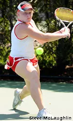 Junior Stefanie Nunic won all 12 games at No. 1 singles