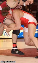 Senior Hunter Meys earned a pin a 197.