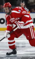 Freshman Robbie Baillargeon brings a four-game point streak into Saturday's contetst.