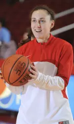 Sarah Hope went 5-of-8 from long range against the Lobos.