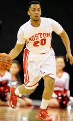 Sophomore guard Cameron Curry had two assists in a career-high 14 minutes of action on Saturday vs. St. Peter's.