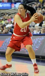 Sophomore Clodagh Scannell was just shy of a double-double with 13 points and nine rebounds.