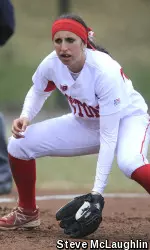 Freshman Brittany Younan hit a two-RBI single in the fifth inning.