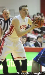 Freshman Will Goff went 9-of-10 from the line in the final 72 seconds to seal the victory.