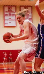Kara Sheftic led the team with 16 points.