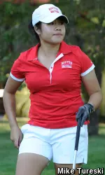 Sophomore Phyllis Tang led the Terriers thanks to an opening-round 75 on Monday.