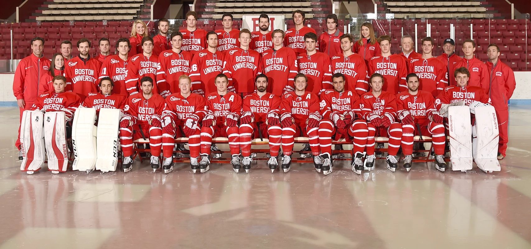 2017-18 Men's Hockey Team Photo