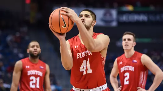 Sukhmail Mathon attempting free throw at UConn
