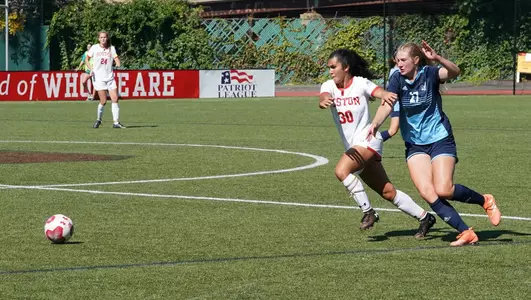 Geo Pereira blocks a defender.