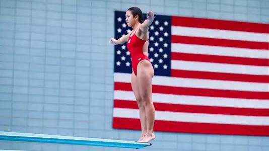 Emily Balicanta preparing to dive