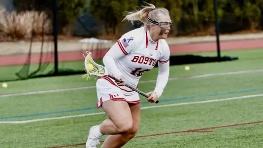 Riley Kokoruda cradling the ball