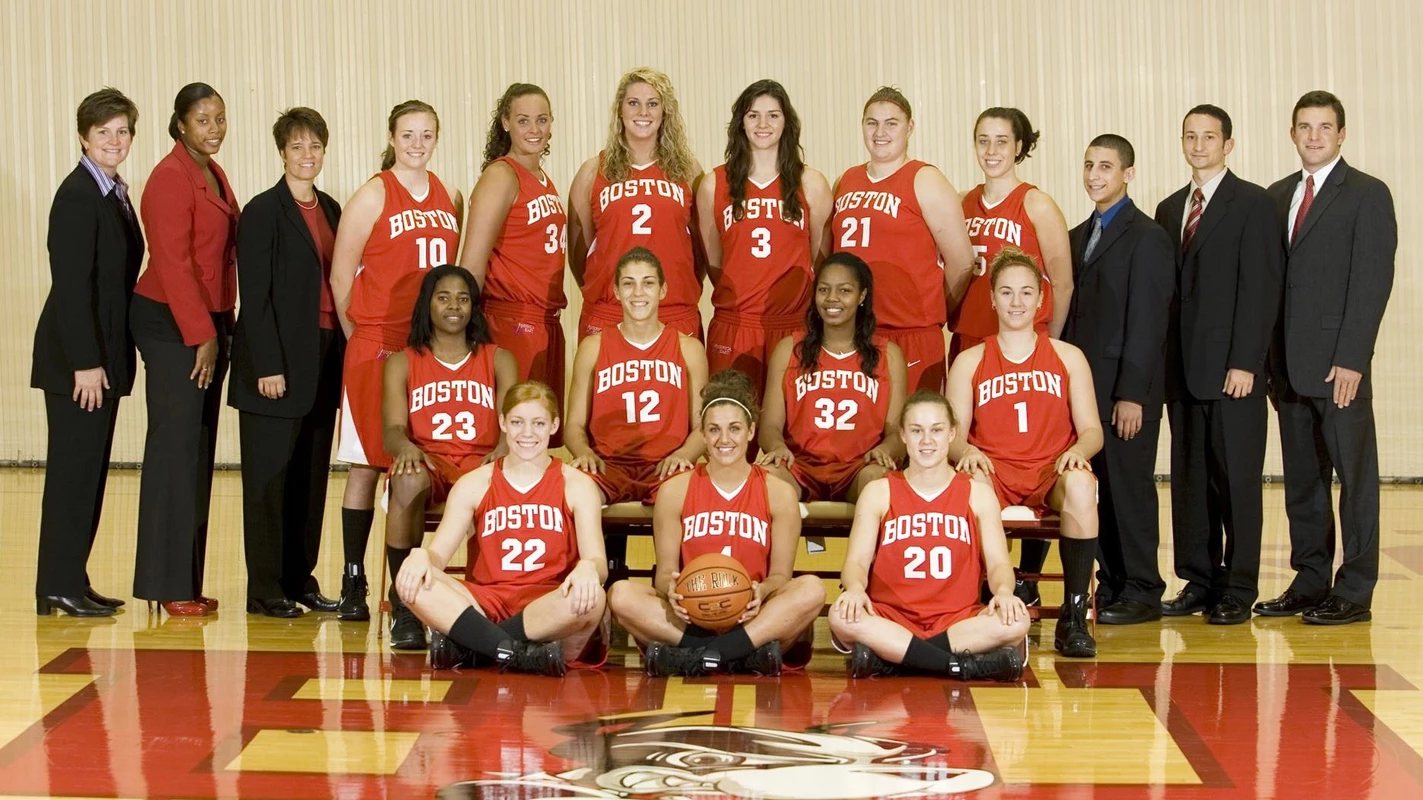 2008-09 Women's basketball team photo