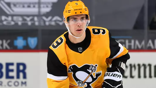 Evan Rodrigues playing for the Pittsburgh Penguins