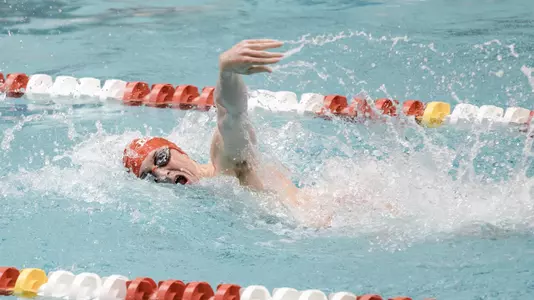 Men's swimmer in the freestyle