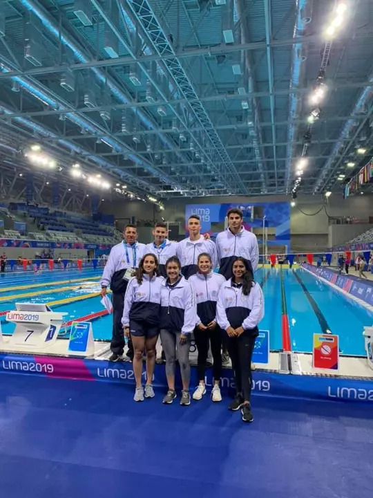 Julimar Avila with teammates in 2019