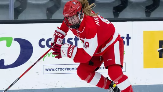 Maggie Hanzel playing hockey