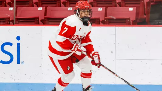 Kylie Roberts skating