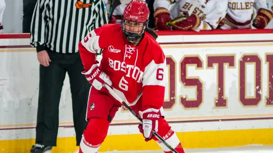 Nadia Mattivi playing hockey
