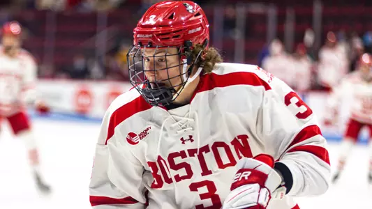 Tristan Amonte playing hockey