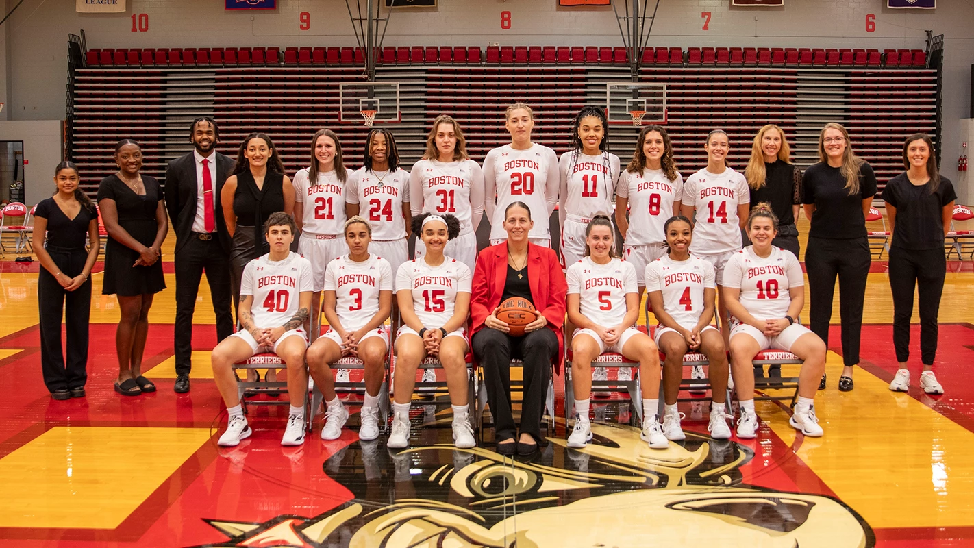 2023-24 Women's Basketball Team Photo