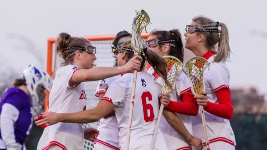 Women's Lacrosse Celebrates Goal
